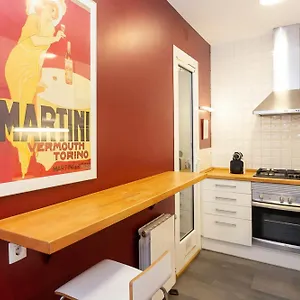 Apartamento Filmoteca Sarria 1- Wifi Quiet Bright Comfi